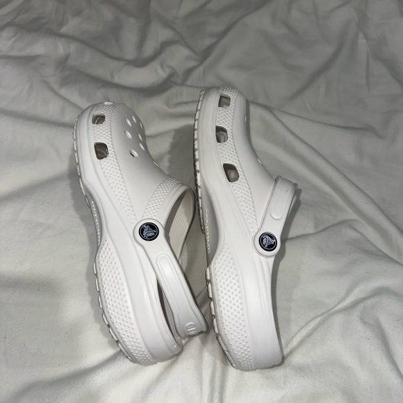 Women’s White CROCS - Picture 2 of 3